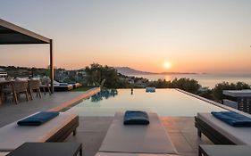 Villa Ekphrasis With Sea View And Jacuzzi