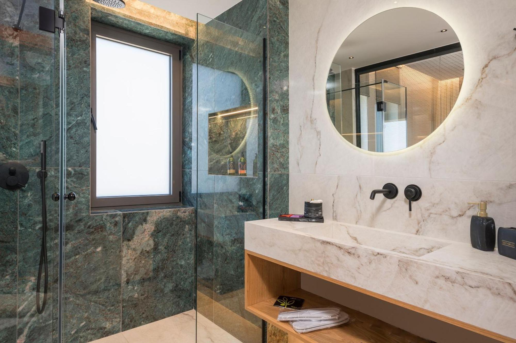 Villa Ekphrasis With Sea View And Jacuzzi Ravdhoúkha Exterior foto